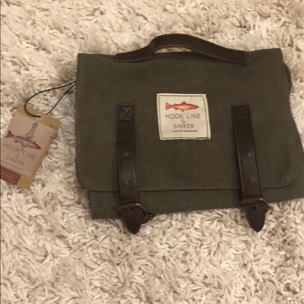 Hook line and sinker Washbag